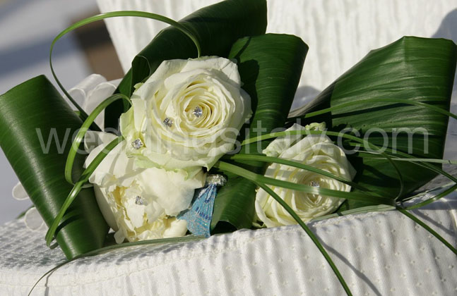 Crescent Bouquet