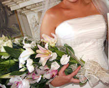 Arm/Clutch Bouquet