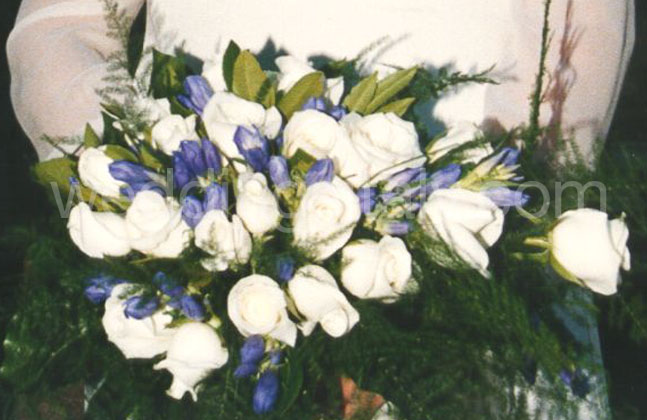 Crescent Bouquet