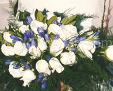 Crescent Bouquet