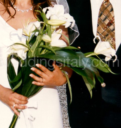 Arm/Clutch Bouquet