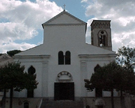 Wedding Settings in Italy: Churches