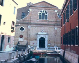 Wedding Settings in Italy: Churches