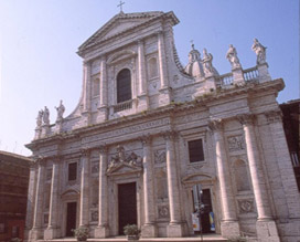 Wedding Settings in Italy: Churches