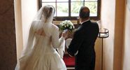 Traditionelle Hochzeit im Gebirge