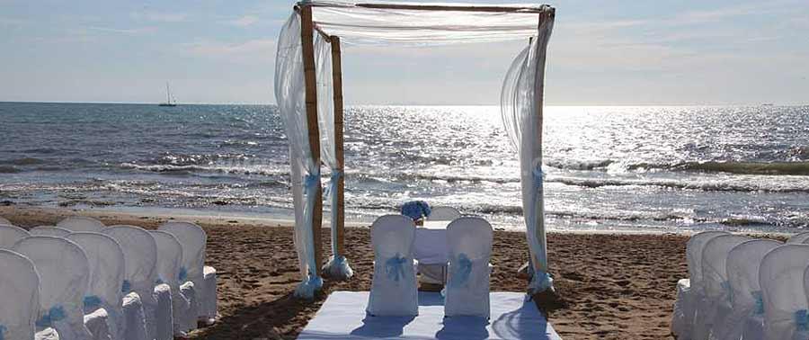 beach wedding in Tuscany beach wedding in Tuscany