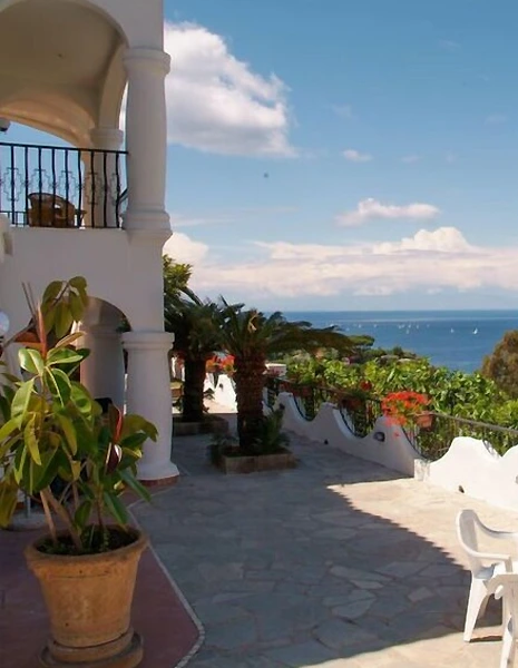 VILLA BIDERI