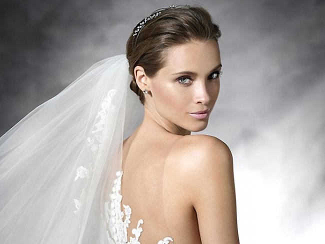 Bridal veil tricks and tips for the most suitable choice