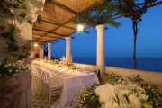 Timeless 17th centuy luxury villa in Positano: our new villa for the perfect Amalfi Coast style wedding.