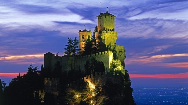 TOP 10 VENUES IN THE REPUBLIC OF SAN MARINO AND SURROUNDINGS