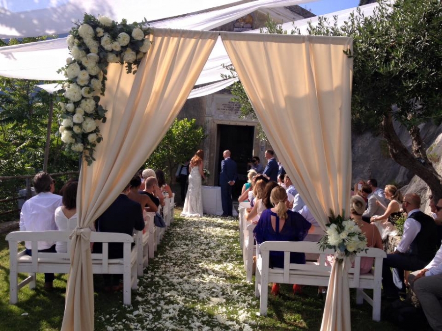 Farm house wedding along the Amalfi Coast