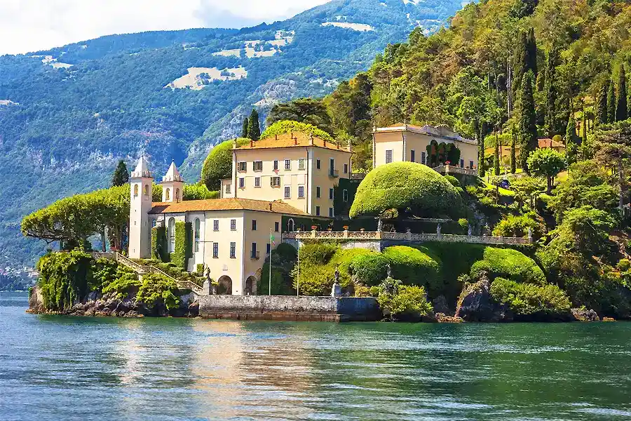 Luxury Muslim wedding Lake Como private villa