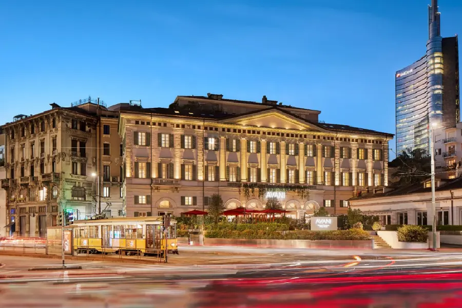 Luxury Islamic wedding Milan private palazzo