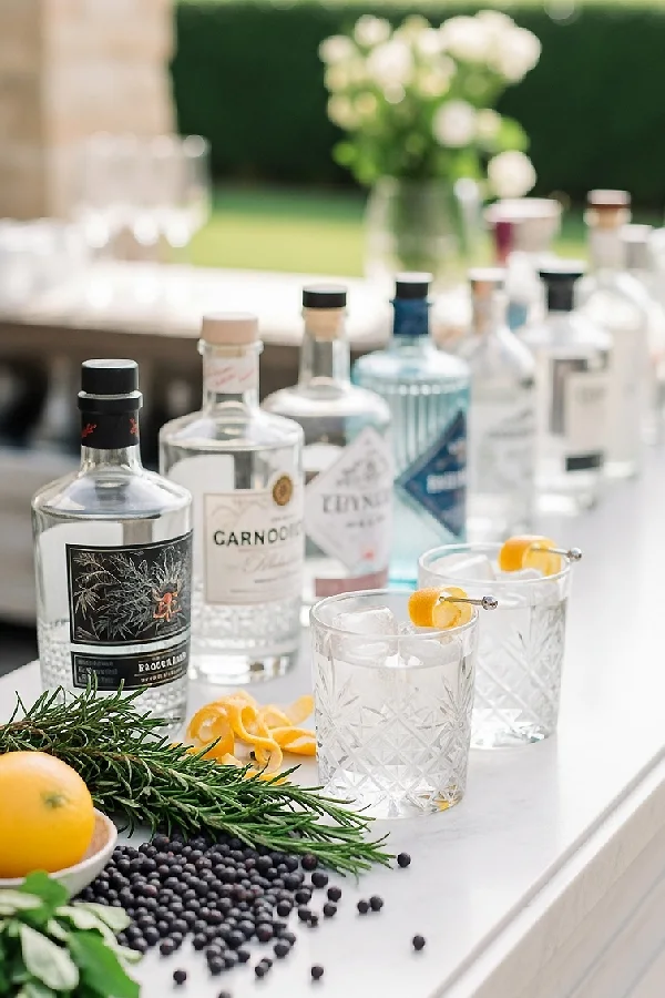 Gin selection for luxury weddings open bar in Italy