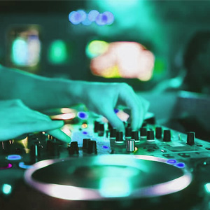 DJ & LIVE MIXING