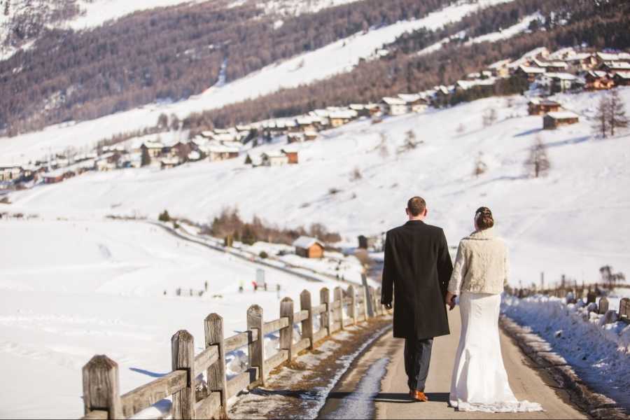 Chalet Weddings, unusual setting in Italy mountain