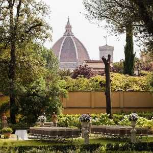 Tuscan gardens