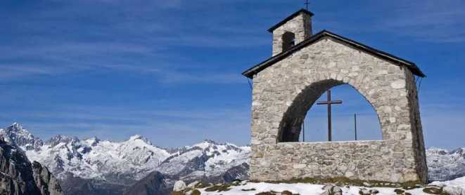 Emotional and Stylish Italy Mountain Weddings