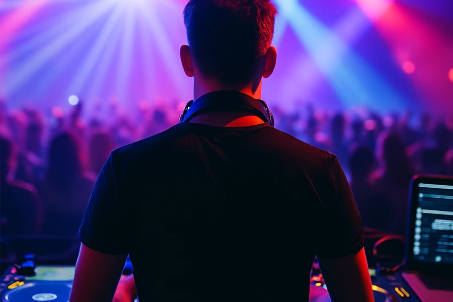 Italian DJs for Events and Weddings