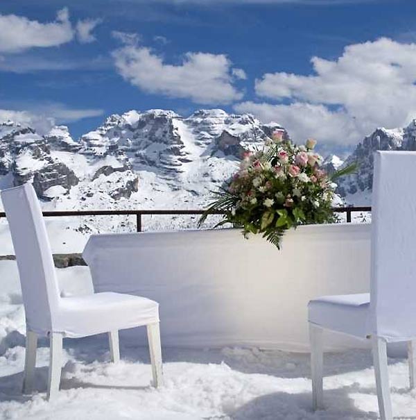 Mountain weddings in Italy : best mountain  wedding venues