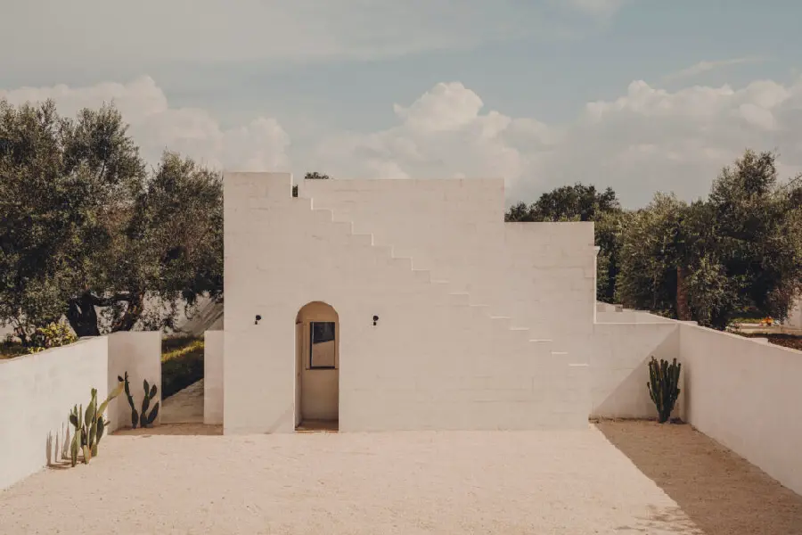 Intimate wedding at Borgo Gallana Puglia