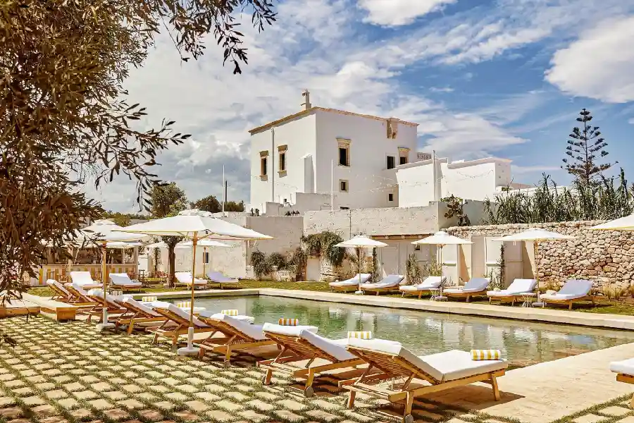 Luxury wedding at Masseria Calderisi Puglia