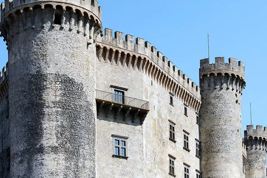 Wedding ceremony at Castello Odescalchi di Bracciano