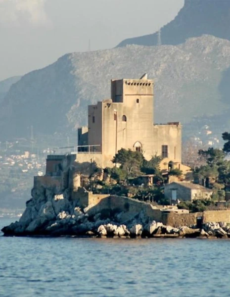 CASTELLO DI SOLANTO