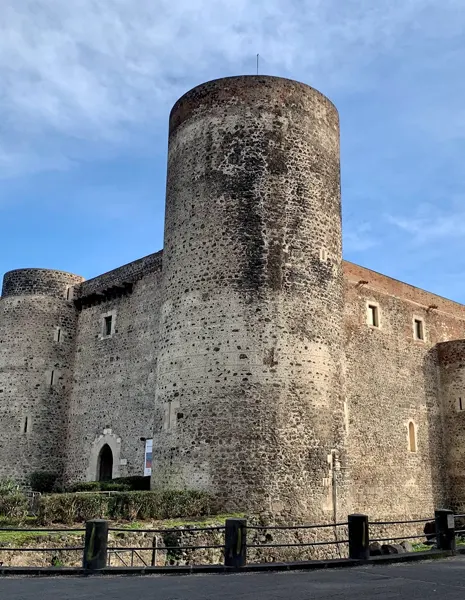 CASTELLO URSINO