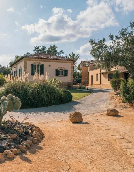 VILLA LA LUMIA
