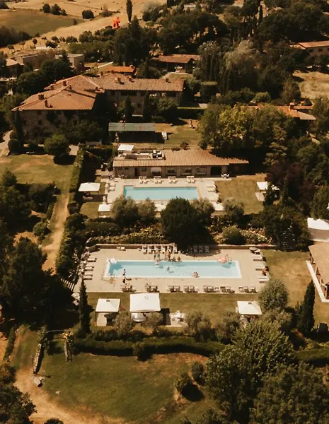 Weddings in Tuscany – Borgo Corsignano