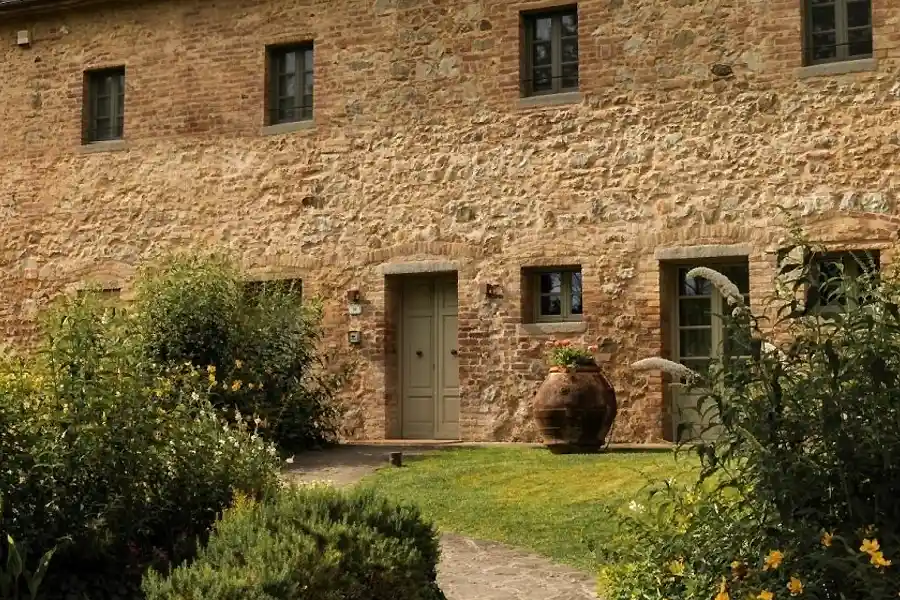 Castelfalfi: Castle Wedding Venue in Tuscany