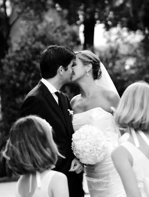 Book one of our experienced wedding planners by the hour