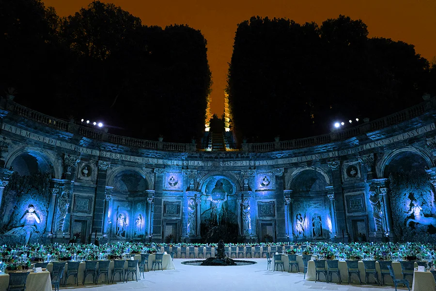 Palaces – The Art of Grand Romance